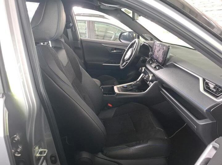 Toyota Rav4 2.5 Collection – AWD