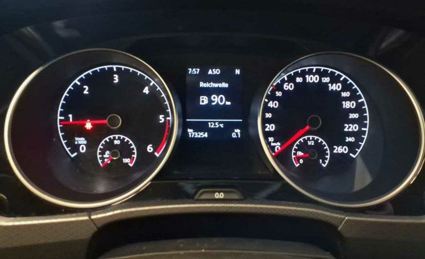Volkswagen Touran 2.0 TDI Comfortline