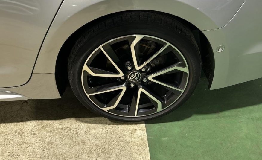 Toyota Corolla Touring Sports 2.0 Premium